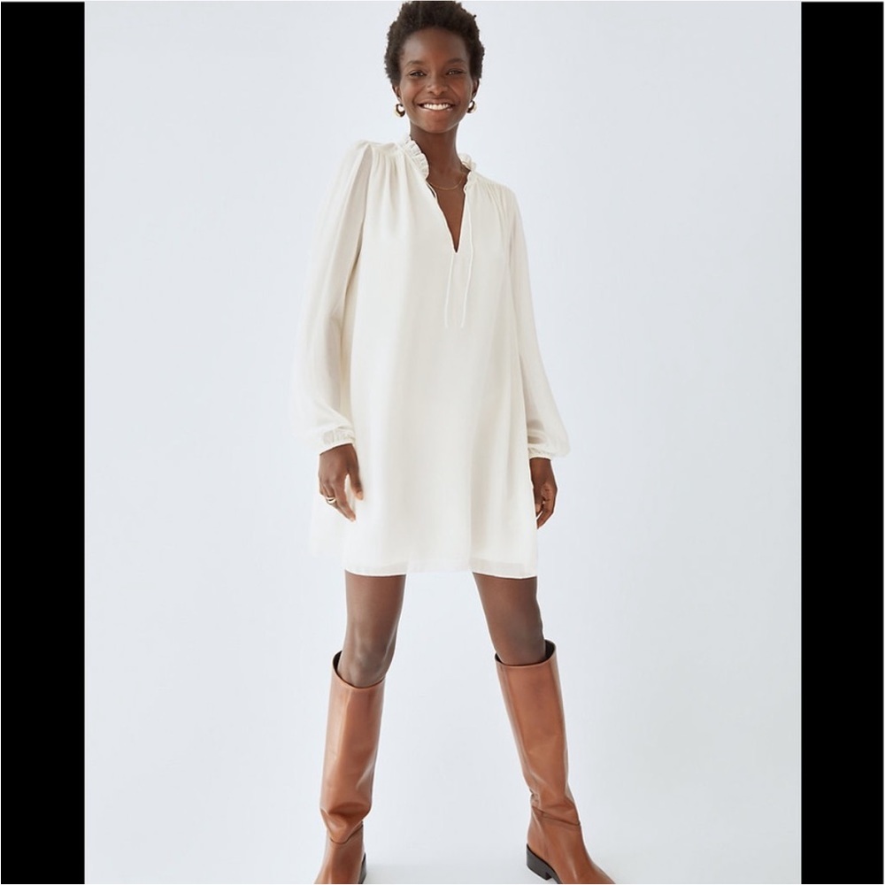Aritzia Wilfred Molly dress